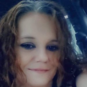 Meet your Posher, Amber lewis